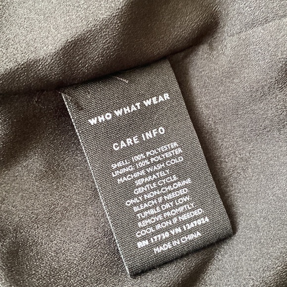 WHO WHAT WEAR SLEEVELESS MAXI DRESS - Picture 9 of 9